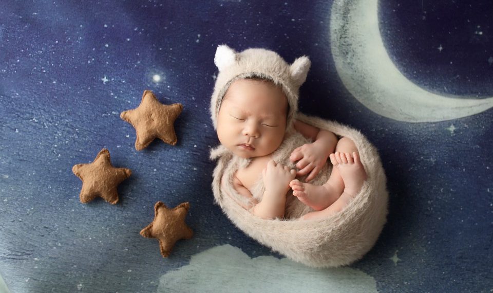 sleep 7847114 960 720 The Ultimate Guide to Newborn Vaccination: Ensuring a Healthy Start for Your Baby