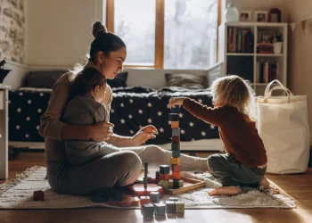 Parenting 1 Nurturing Independence: Essential Parenting Tips for Raising Confident Children