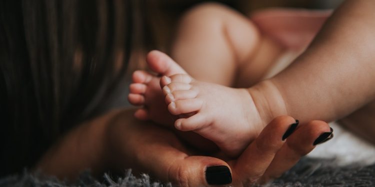 Soothing Solutions: Natural Remedies for Calming Infant Teething Pain 34 Soothing Solutions: Natural Remedies for Calming Infant Teething Pain