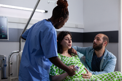The Journey of Labor: Navigating the Stages of Childbirth 36 Pregnant woman in labor